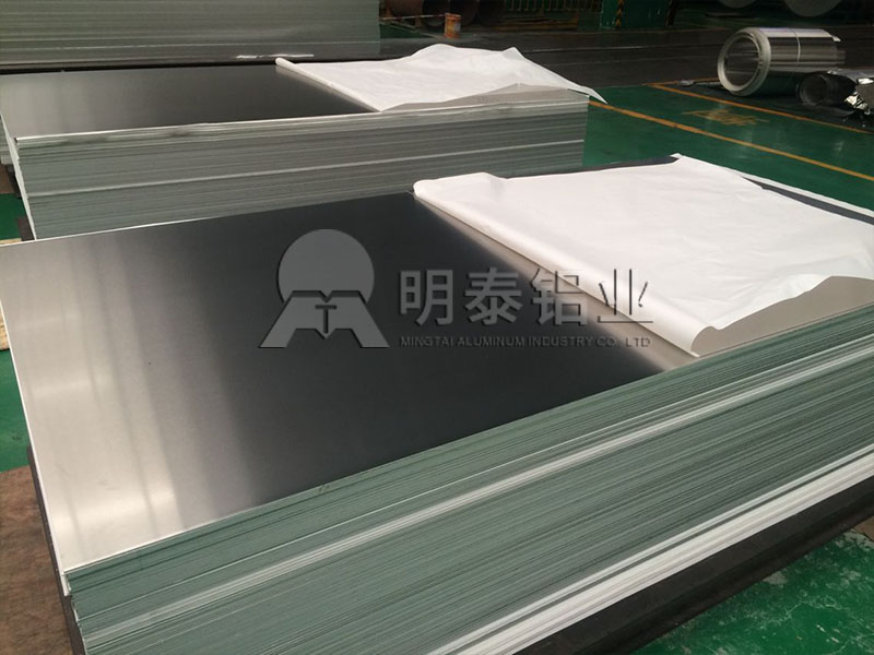 電容器外殼用鋁_3003鋁板拉伸性優(yōu)良_3003鋁板出廠價(jià)格多少
